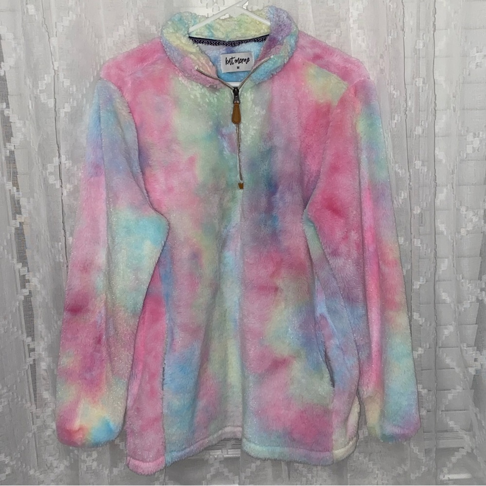Tie Dye Fuzzy Pull Over
